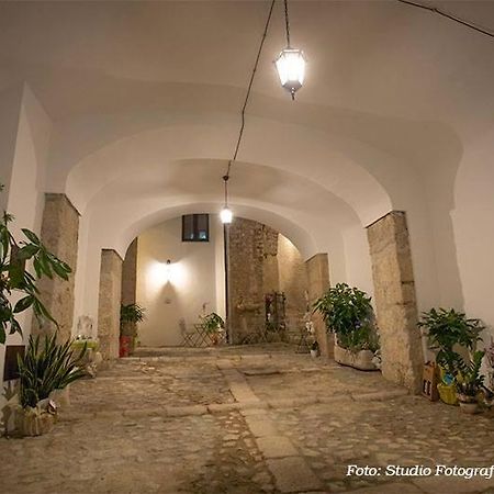 Bed and Breakfast Casa Vacanze - Franco Ed Enza à San Gregorio Magno Extérieur photo