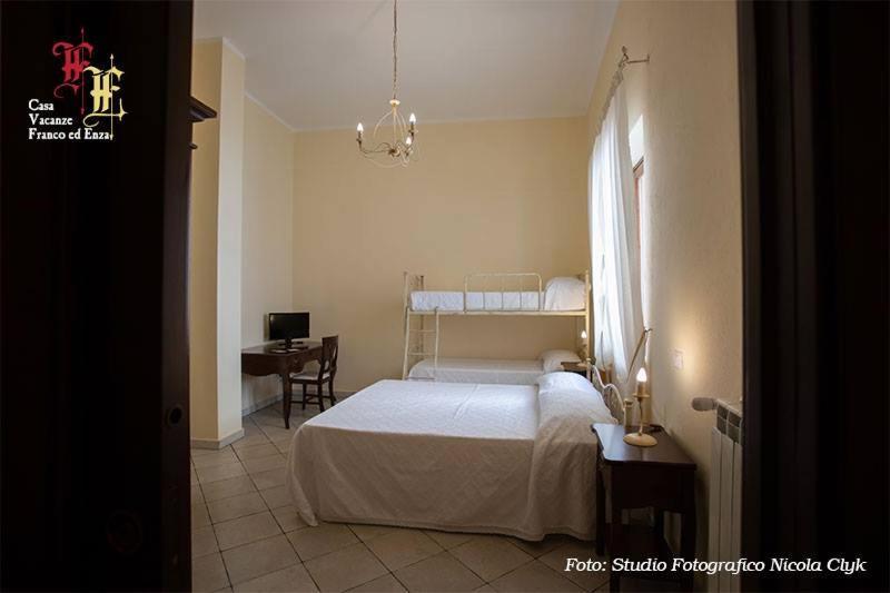 Bed and Breakfast Casa Vacanze - Franco Ed Enza à San Gregorio Magno Extérieur photo