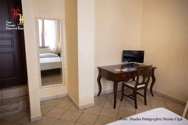 Bed and Breakfast Casa Vacanze - Franco Ed Enza à San Gregorio Magno Extérieur photo