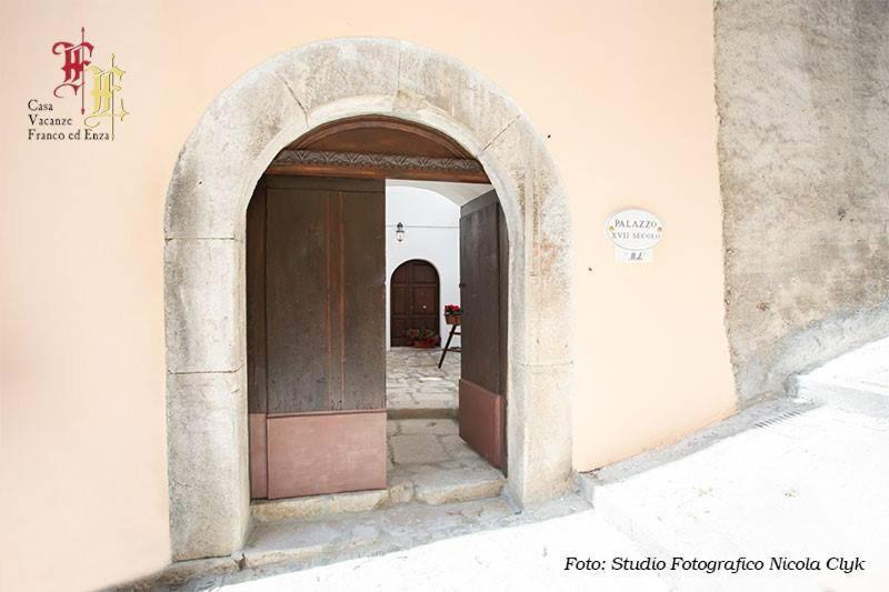 Bed and Breakfast Casa Vacanze - Franco Ed Enza à San Gregorio Magno Extérieur photo